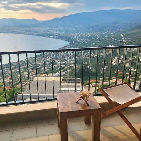 Gaia Guest House Каламата Екстер'єр фото