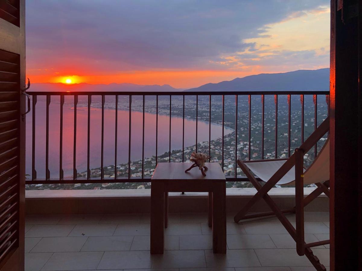 Gaia Guest House Каламата Екстер'єр фото