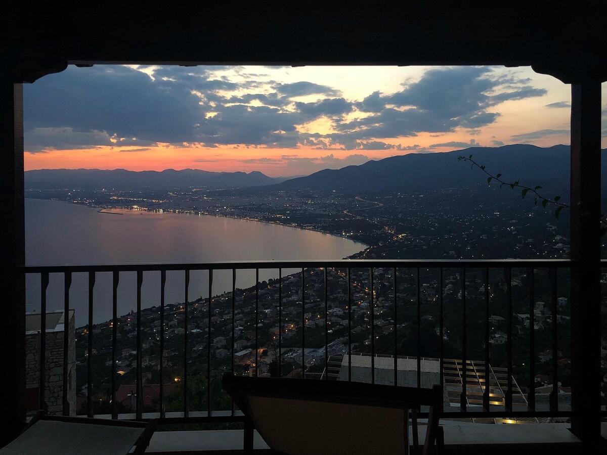 Gaia Guest House Каламата Екстер'єр фото